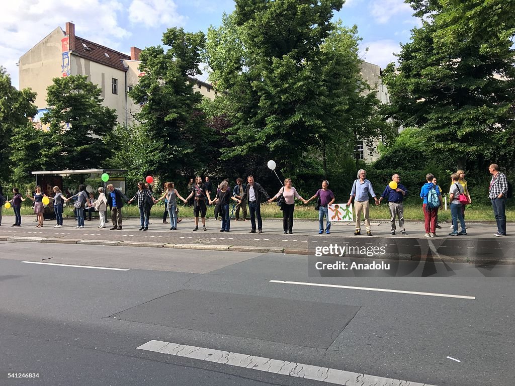 Human Chains Across Germany For Tolerance