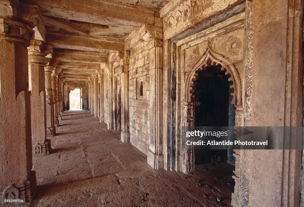 Dilawar Shell Mosque Of Dilawar Khan High-Res Stock Photo - Getty Images