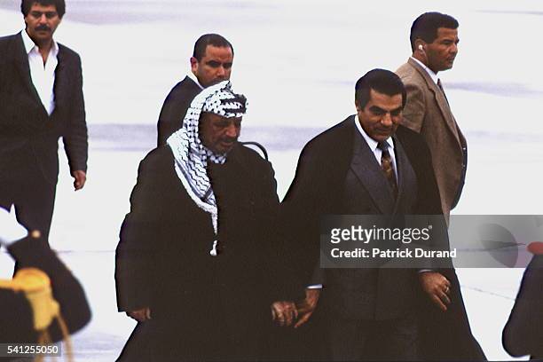 ARRIVAL OF YASSER ARAFAT AFTER HIS ACCIDENT IN A PLANE