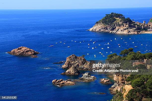 view of the coast and tossa de mar from the panoramic road to sant feliu de guixols - tossa de mar stock pictures, royalty-free photos & images