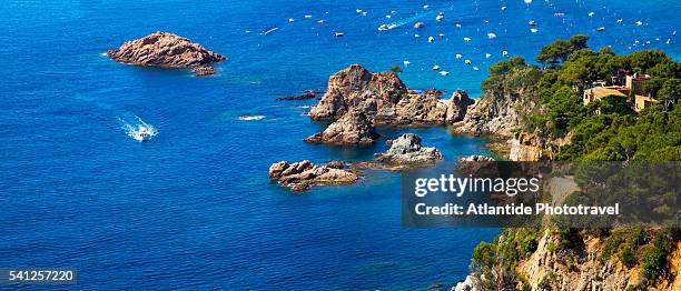 view of the coast and tossa de mar from the panoramic road to sant feliu de guixols - tossa de mar stock pictures, royalty-free photos & images