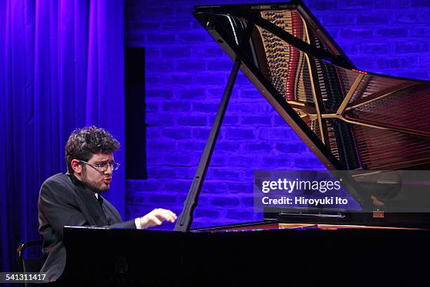 Robinovic 15 Roman Rabinovich Photos & High Res Pictures - Getty Images