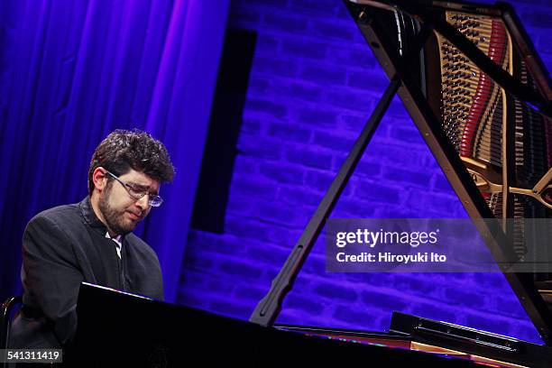 Robinavich 15 Roman Rabinovich Photos & High Res Pictures - Getty Images