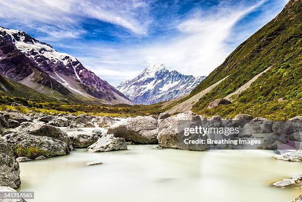 mt. cook from the hooker valley track - mt-cook-village stock pictures, royalty-free photos & images
