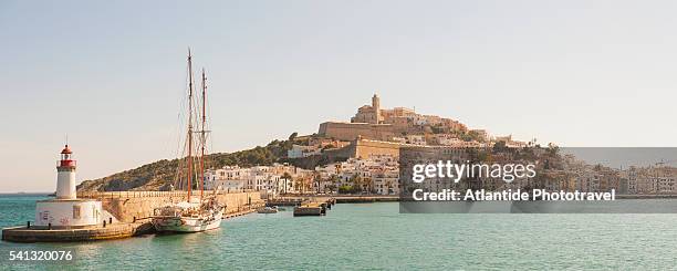 balearic islands - view of the old town from the port - ibiza island 個照片及圖片檔