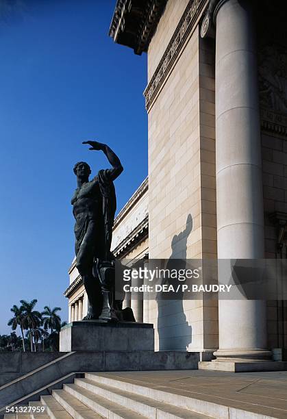 Progress of human activity statue, Capitol, 1926 -1929, designed by Eugenio Rayneri y Piedra , Havana, Cuba.