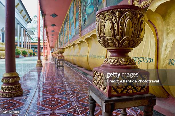 the exterior corridors of the pagoda wat ounalom - wat ounalom stock pictures, royalty-free photos & images