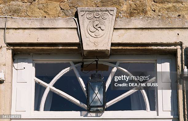 Frieze Window 14 Quehen Stock Photos, High-Res Pictures, and Images - Getty Images