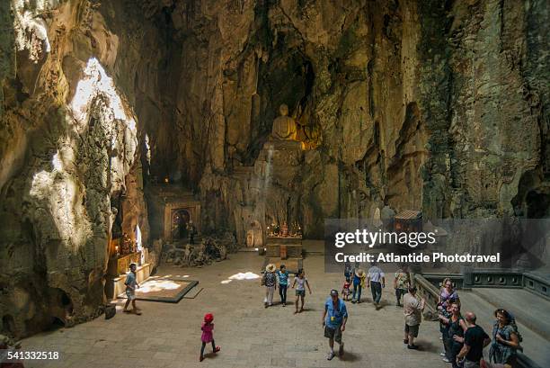 marble mountains, ray of light illuminating huyen khong cave - da nang stock pictures, royalty-free photos & images