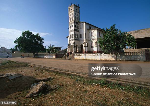 colonial church in aneho - togo stockfoto's en -beelden