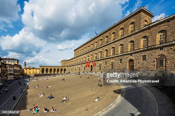 view of palazzo (palace) pitti - pitti stock pictures, royalty-free photos & images