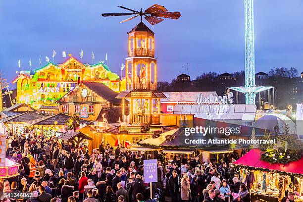 london's winter wonderland in hyde park - winter wonderland londres - fotografias e filmes do acervo