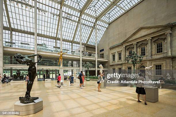 metropolitan museum of art - met art gallery stock-fotos und bilder