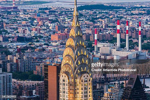 midtown manhattan in new york city - chrysler building stock pictures, royalty-free photos & images