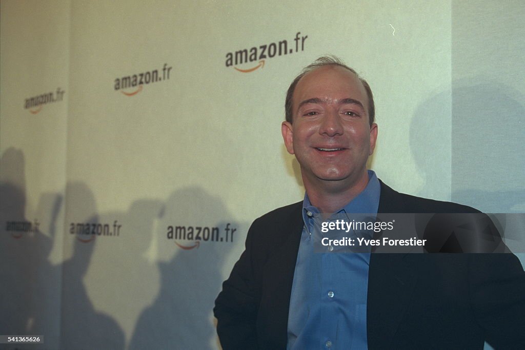 LAUNCH OF AMAZON.FR SITE