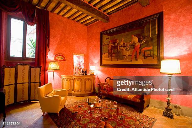 sitting room of the renaissance palace rosy - sansepolcro stock pictures, royalty-free photos & images