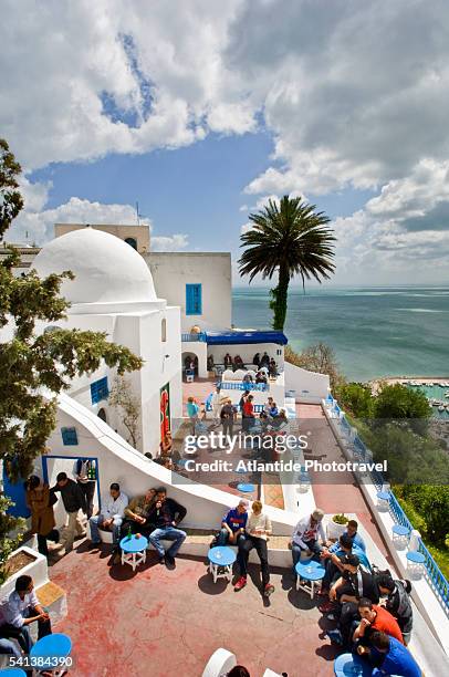 bar with ocean view - sidi bou said fotografías e imágenes de stock