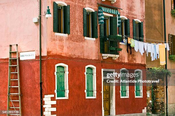 building on bressagio lane in murano area of venice - murano stock pictures, royalty-free photos & images