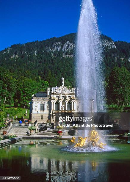 schloss linderhof - oberammergau stock pictures, royalty-free photos & images