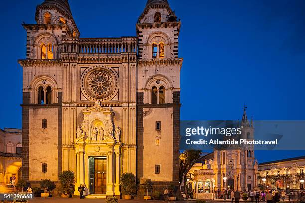 piazza (square) duomo, view of the cathedral - acireale stock pictures, royalty-free photos & images