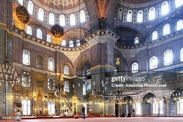 287 Eminonu Yeni Camii New Mosque Stock Photos, High-Res Pictures, and ...