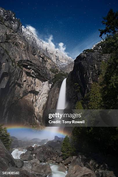 moonbow in mist of yosemite falls in yosemite national park, california, usa - moonbow 個照片及圖片檔