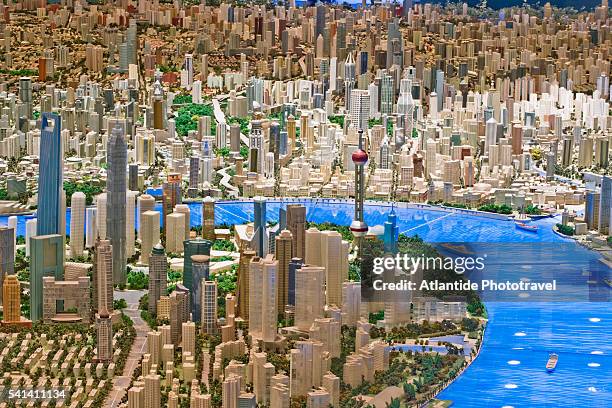 model of a future shanghai in the urban planning exhibition center - shanghai urban planning exhibition center stock pictures, royalty-free photos & images