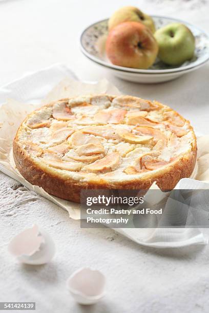 apple pie - flan stock pictures, royalty-free photos & images