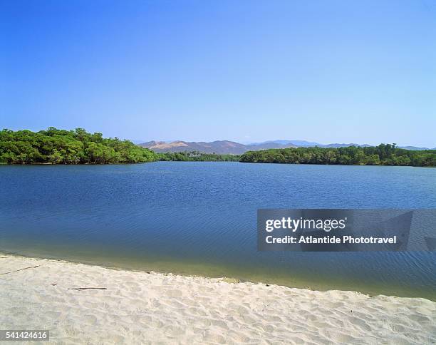 manialtepec lagoon in oaxaca - lagune stockfoto's en -beelden