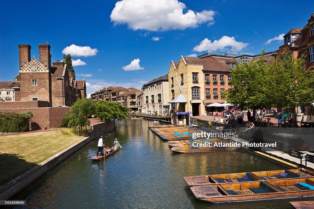 Punting on Cam river near Magdalene Bridge