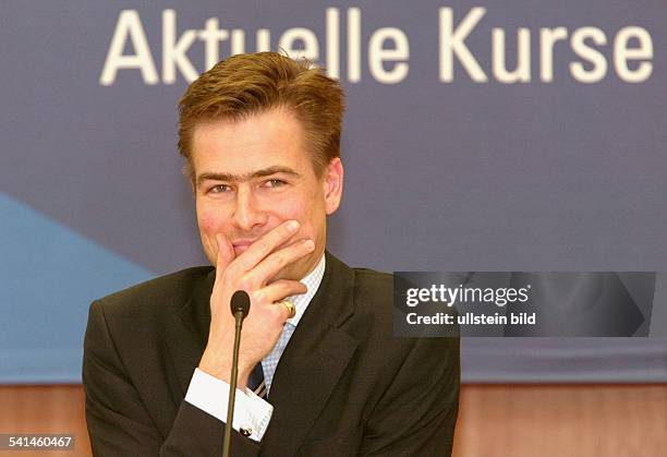 11 Diplom Kaufmann Stock Photos, High-Res Pictures, and Images - Getty ...