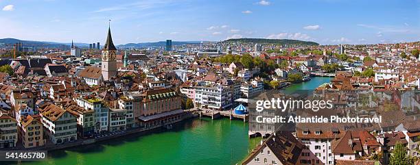 view of the town and limmat river, zurich, switzerland - zürich fotografías e imágenes de stock