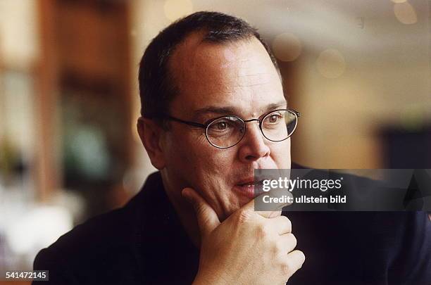 Peter Riva 235 Peter Riva Stock Photos, High-Res Pictures, and Images - Getty Images