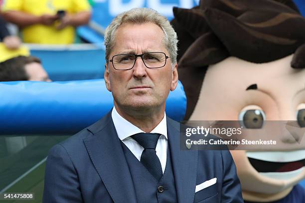 Erik Hamren Head Coach of Sweden enjoys the national anthem prior to the UEFA EURO 2016 Group E match between Republic of Ireland and Sweden at Stade...