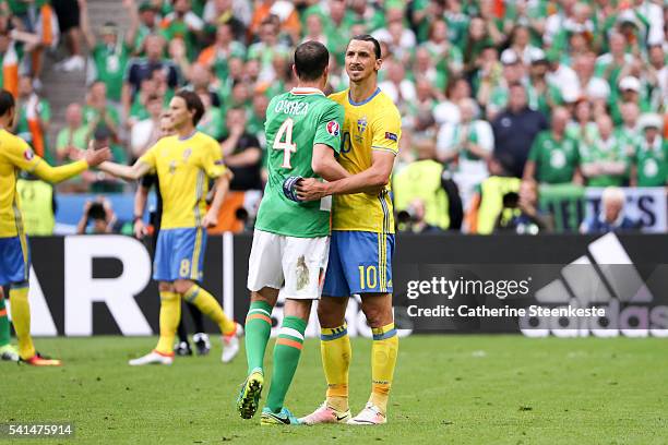 Zlatan Ibrahimovic of Sweden and John O"u2019Shea of Republic of Ireland shake hands after the UEFA EURO 2016 Group E match between Republic of...