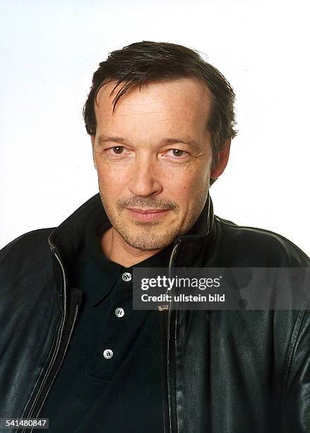183 photos et images haute résolution de Michael Roll Schauspieler ...