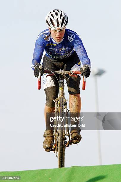 Sportlerin, Radrennen, Dbeim Querfeldeinrennen