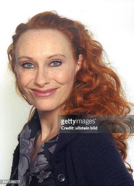 Schauspielerin, D Porträt- März 2003