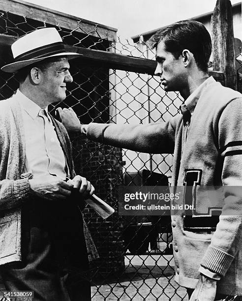 Malden, Karl - Actor, USA - *22.03..2009+ Scene from the movie 'Fear Strikes Out'' with Anthony Perkins Directed by: Robert Mulligan USA 1957...