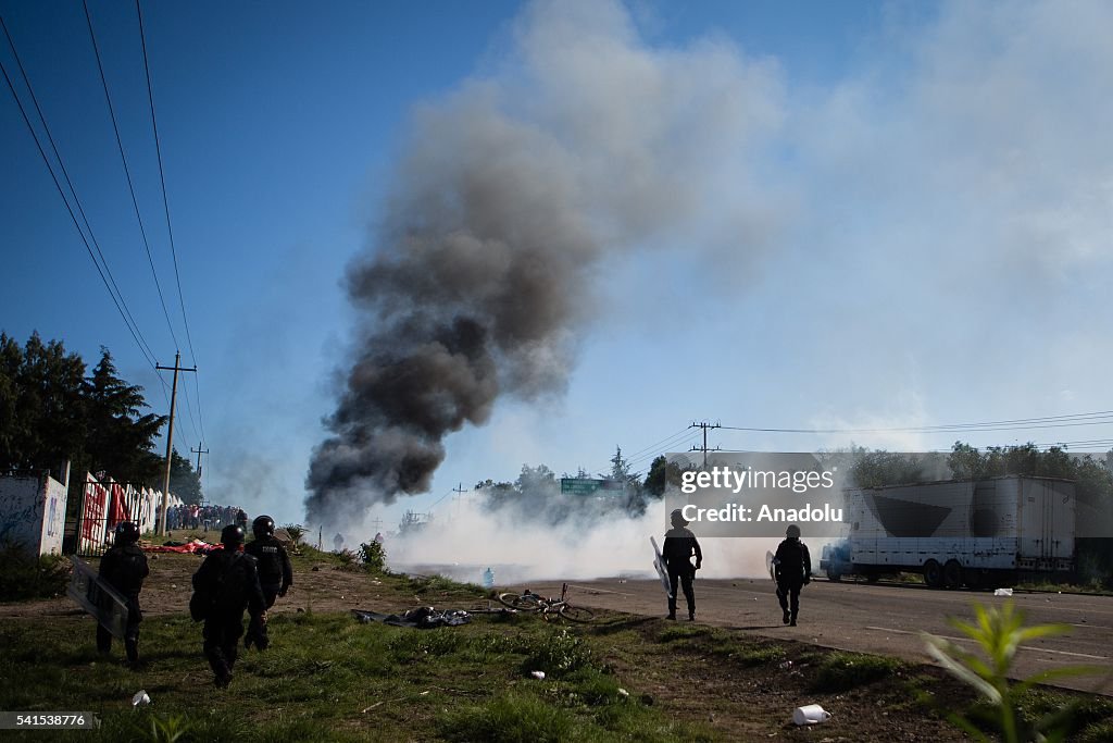 Clashes with police in Mexico