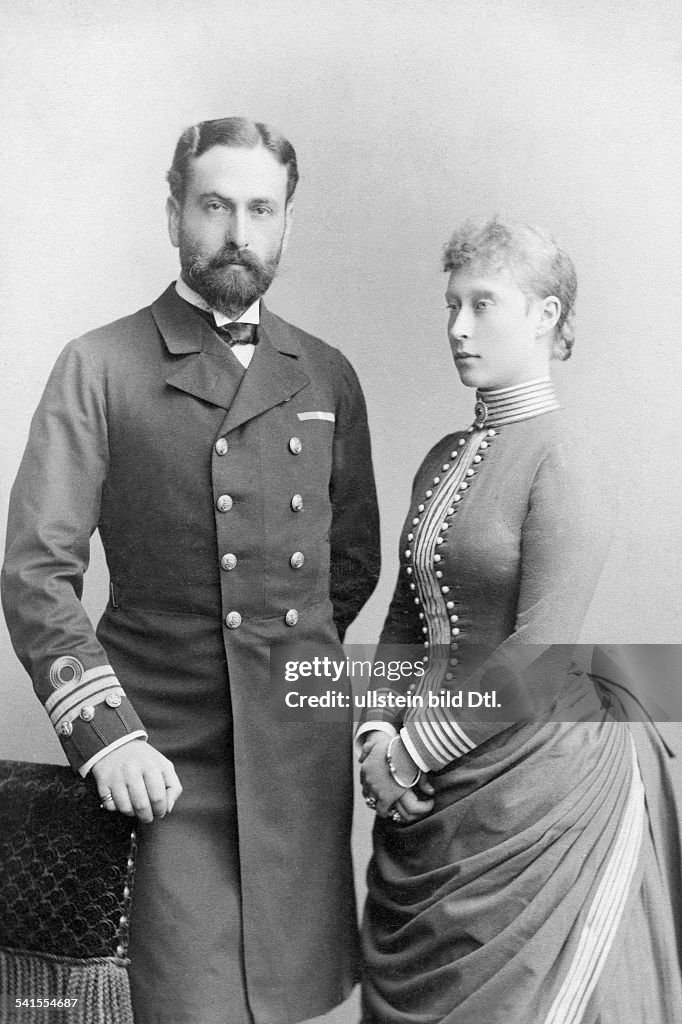 Battenberg, Prinz Ludwig Alexander von - Germany*24.05.1854-11.09.1921+- Prinz Louis Mountbatten, 1. Marquess of Milford Haven 1917-1921- with wife Viktoria von Hessen-Darmstadt *1863-1950+ - Photographer: Carl Backofen- 1885Vintage property of ullst