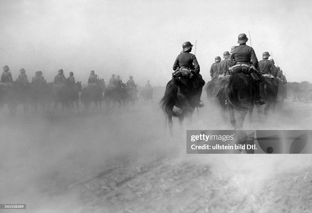 3. division cavalry of german Reichswehr in the Uckermark Published