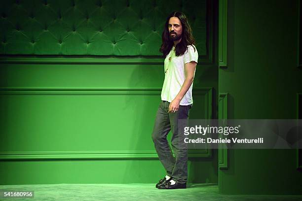 Designer Alessandro Michele aknowledge the applause of the public after the Gucci show during Milan Men's Fashion Week SS17 on June 20, 2016 in...