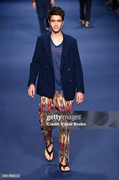 Etro - Runway - Milan Men's Fashion Week SS17 Etro - Runway - Milan Men's Fashion Week SS17