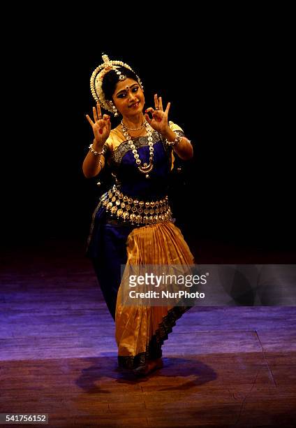 765 Indian Odissi Photos and Premium High Res Pictures - Getty Images