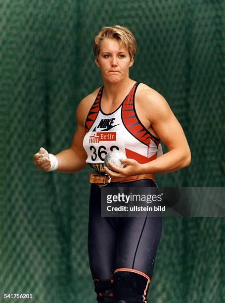 Astrid KumbernussSportlerin, Leichtathletik, Kugelstossen, Dbeim ISTAF in Berlin- August 1995