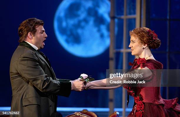 Man Opera Performance Man Singing Opera Photos and Premium High Res Pictures - Getty Images