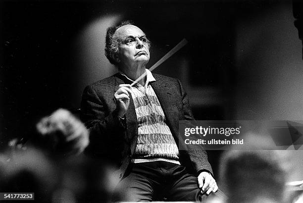 Maazel, Lorin *-Dirigent, Komponist, USA- dirigiert die Junge Deutsche Philharmonie