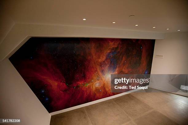 15 Angstroms Stock Photos, High-Res Pictures, and Images - Getty Images