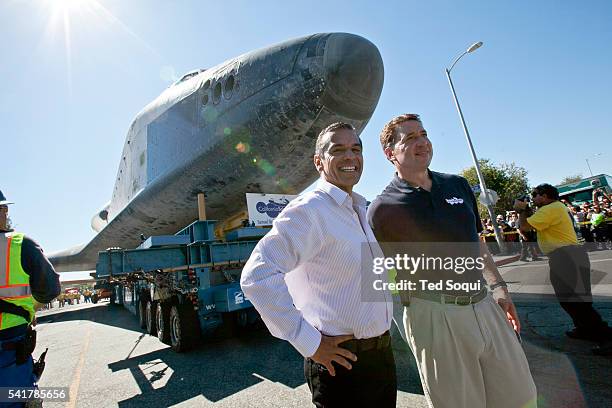 Thousands of LA residents lined the streets of South Los Angeles to watch the Space Shuttle Endeavour makes it's final journey home to the California...